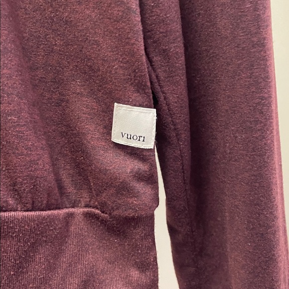 Vuori Long Sleeve Athletic Top - Maroon - L - Picture 3 of 10
